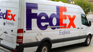 Fedexの委託配送会社を確認して早く届けてもらう方法